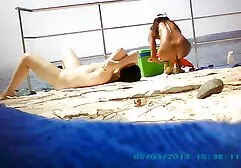 Ragazza cums video di tettone al lavoro