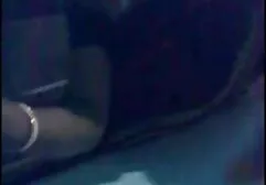 Sborrata video hard vintage insegnante sul seno