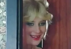 Sesso backstage film porno bionda cornea